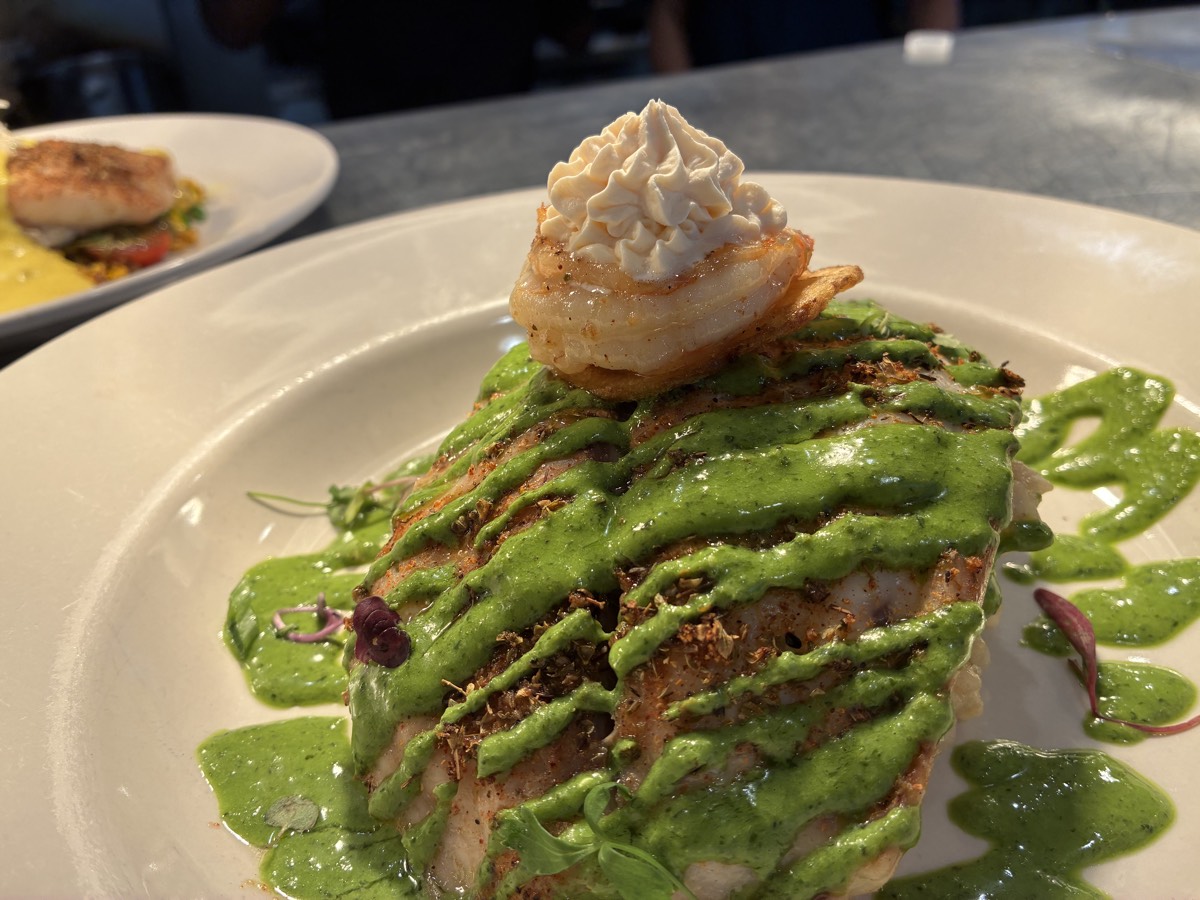 Ye Olde College Inn dish