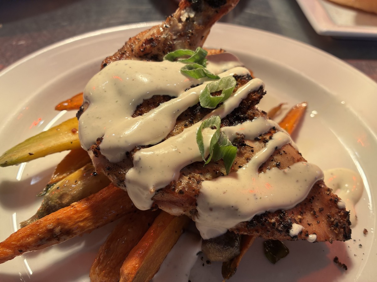 Ye Olde College Inn dish