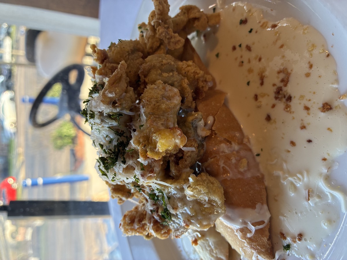 Ye Olde College Inn dish