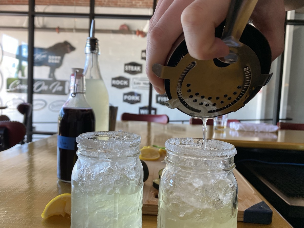 Ye Olde College Inn dish