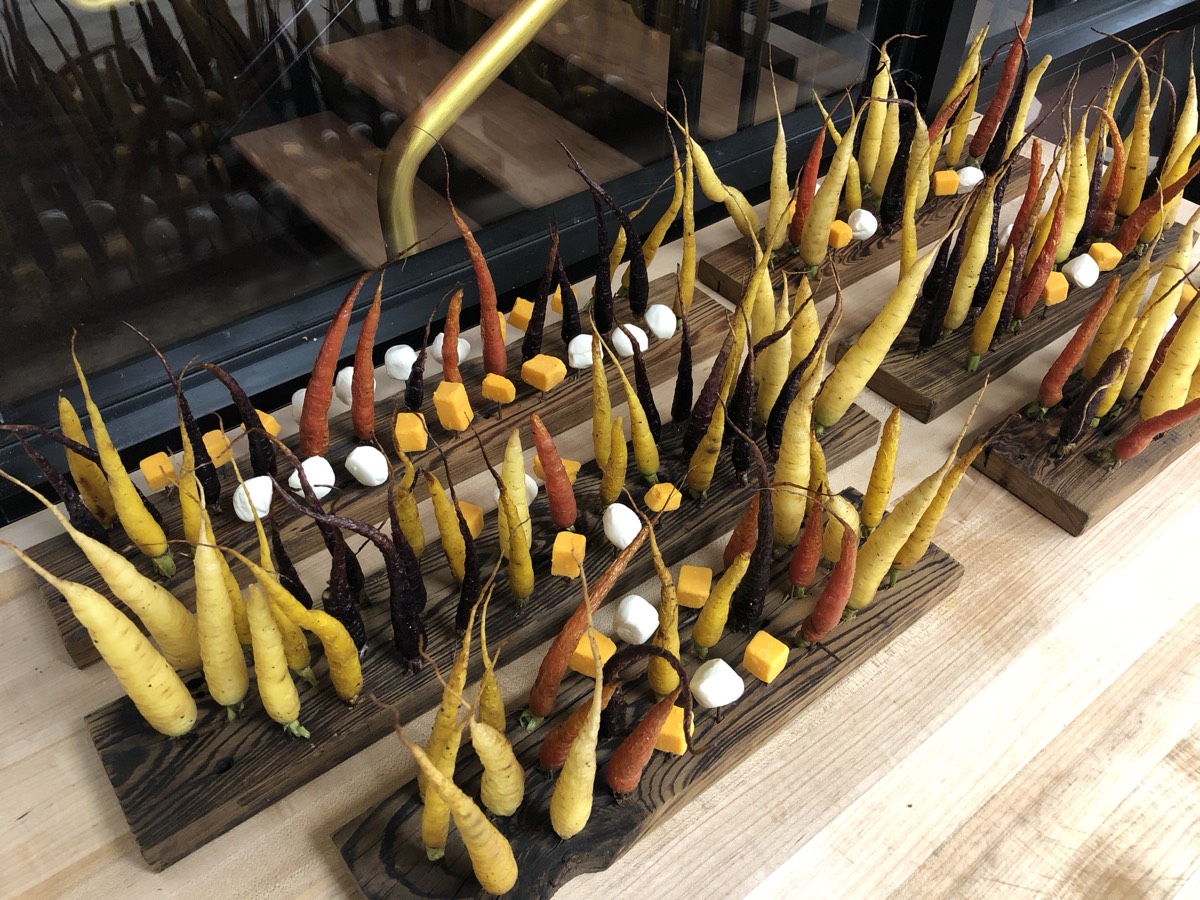 Ye Olde College Inn dish